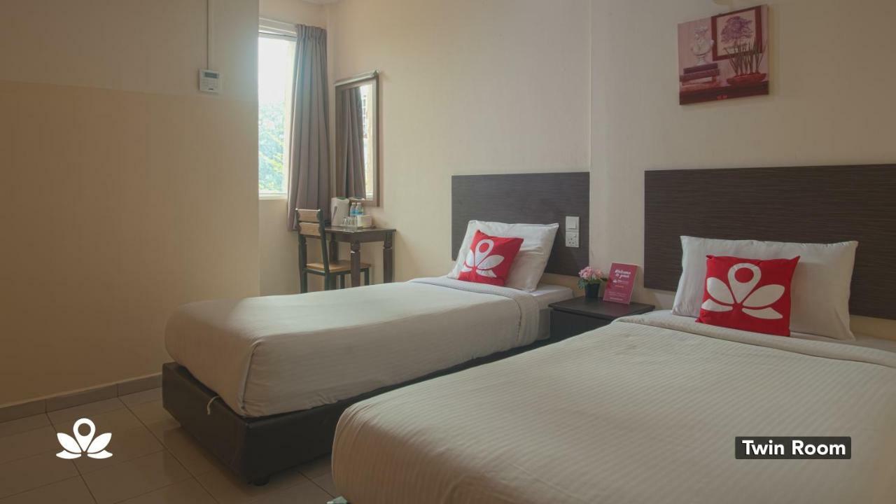 Zen Rooms Golden Star Kuantan Exterior foto